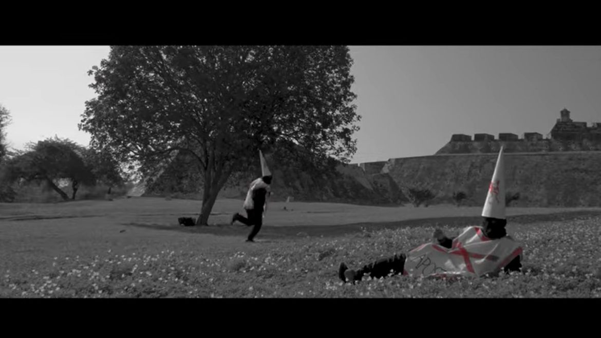 (Nuevo Clip) Ibis / Xono Rosa