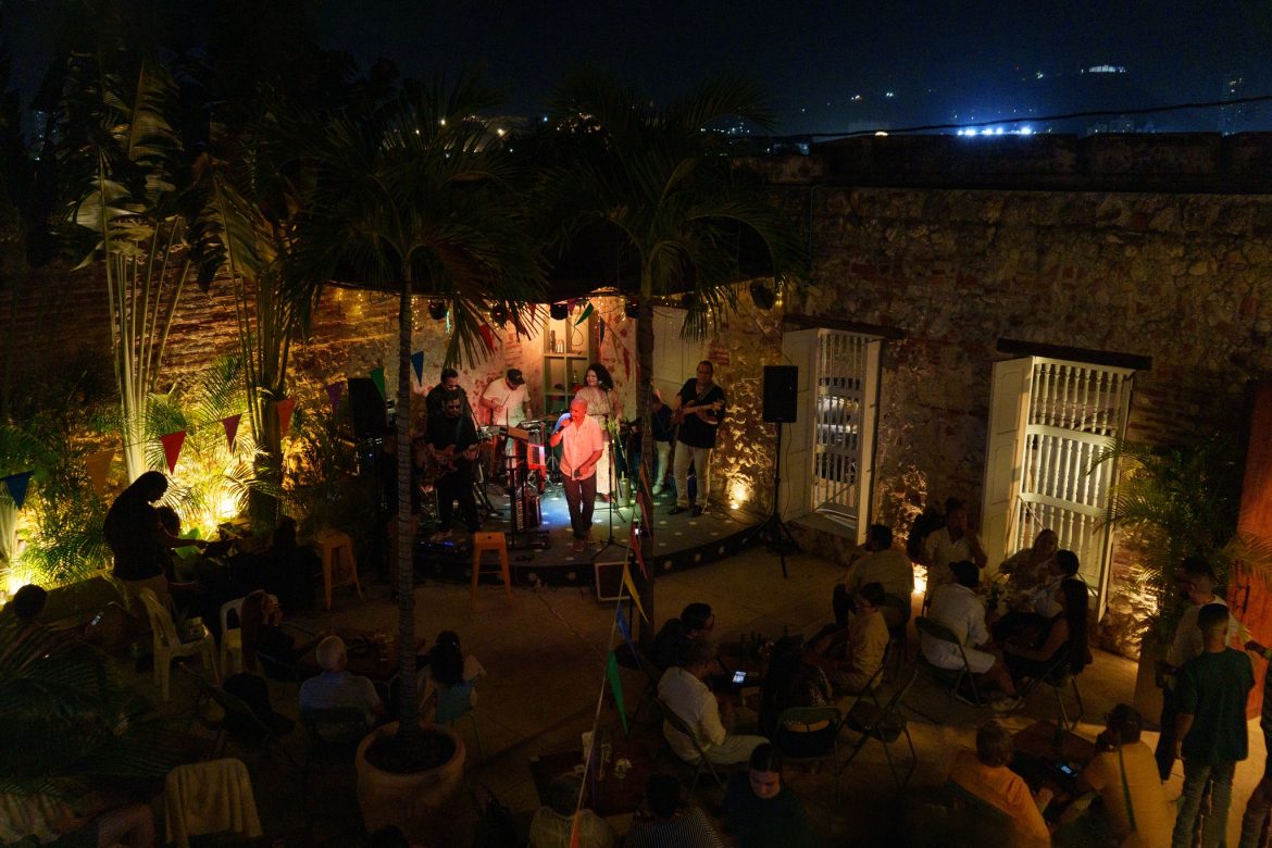 Crónica de una noche con Henry Char en Coto / La Música En Venas