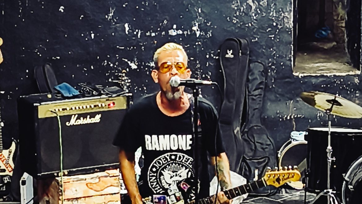 (Pódcast) Mi salvación de vida fue Pneuma / Carlos Sierra